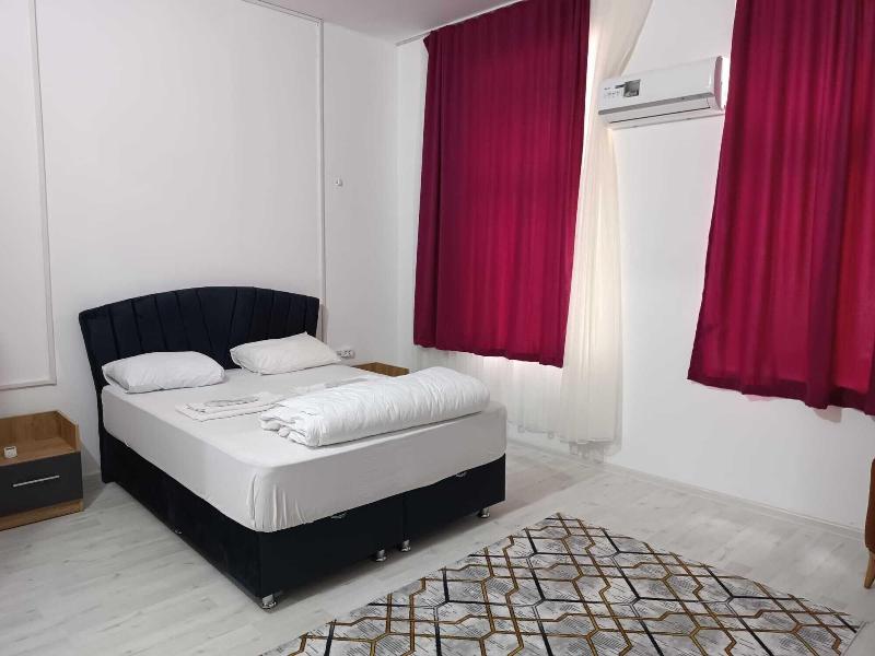 Karvi Hostel & Suites image
