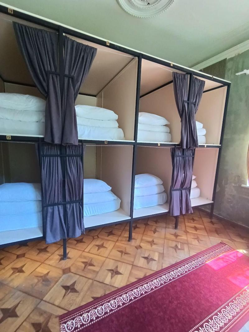 Karvi Hostel & Suites image