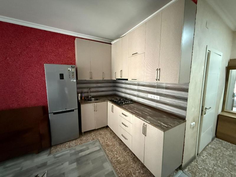 Karvi Hostel & Suites image