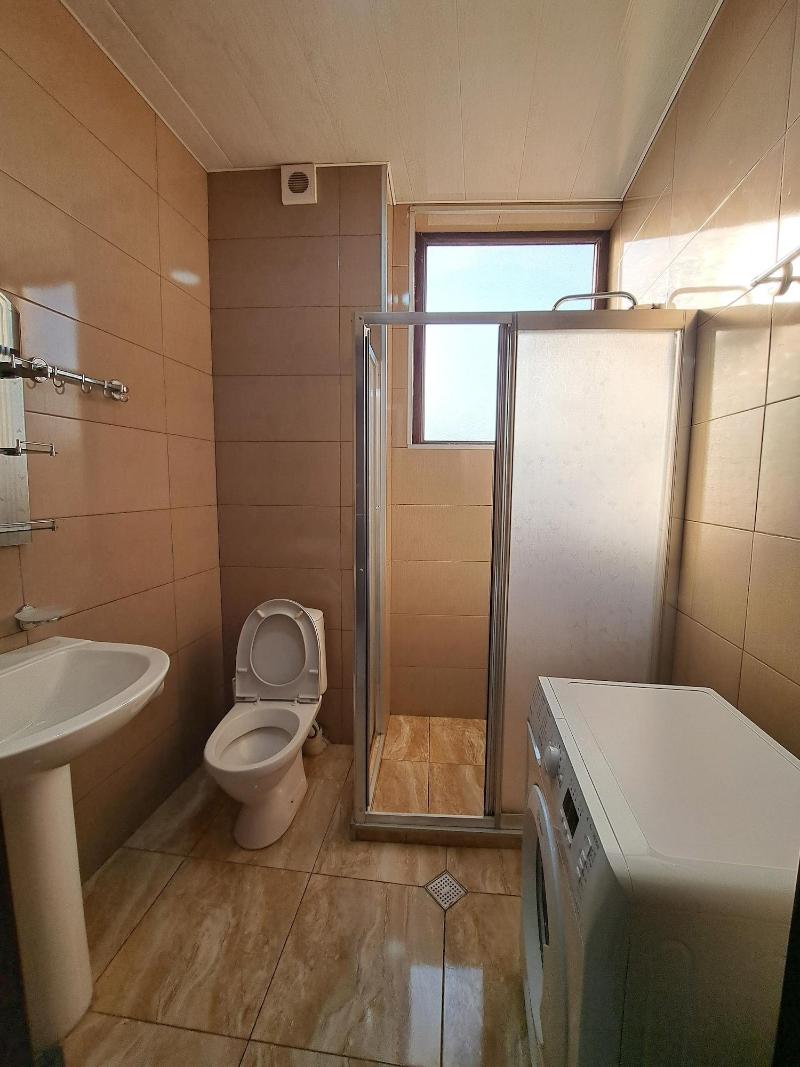 Karvi Hostel & Suites image