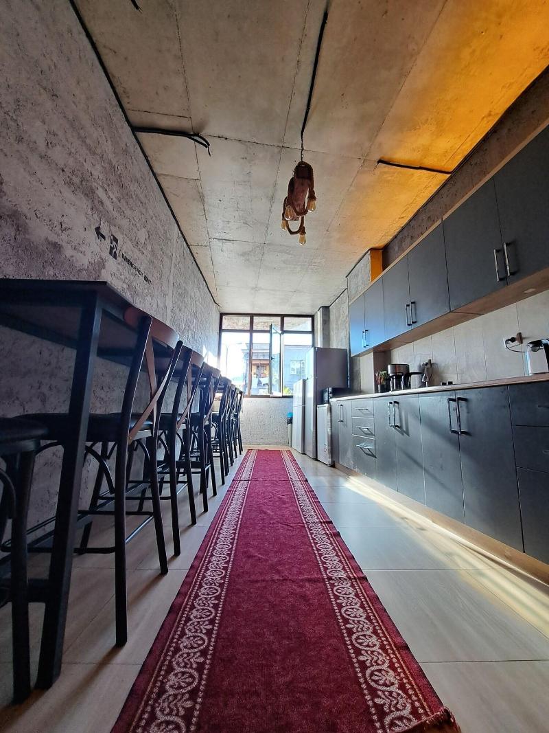 Karvi Hostel & Suites image