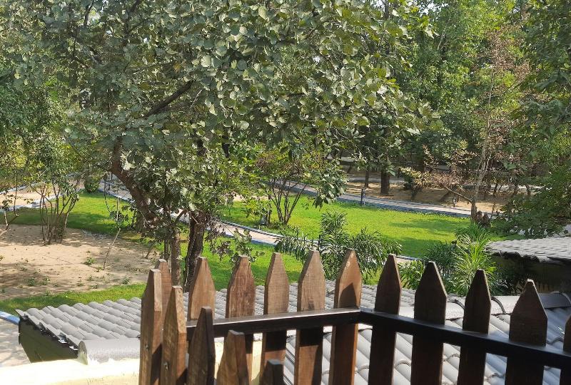 Sterling Padam Pench image