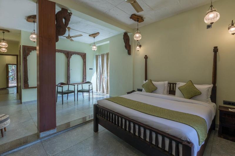 Sterling Padam Pench image