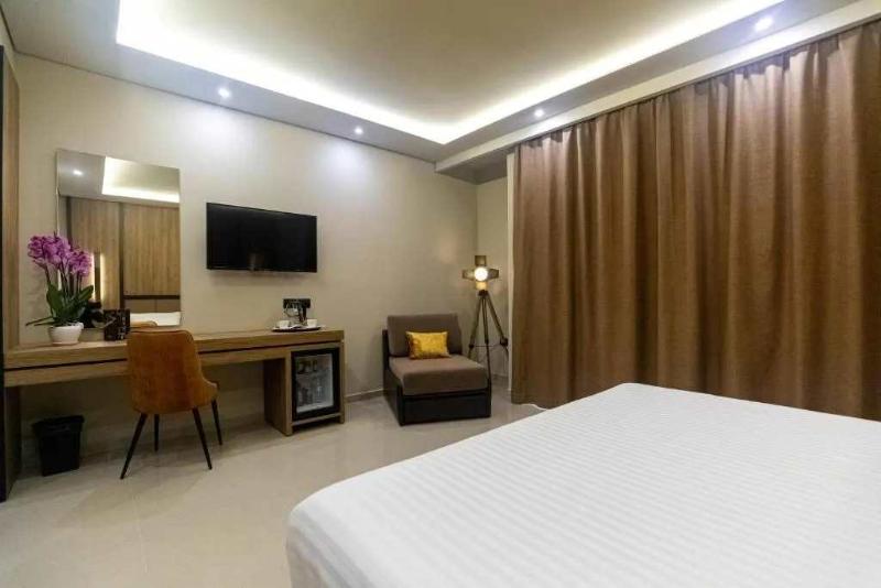Kraal Hotel image