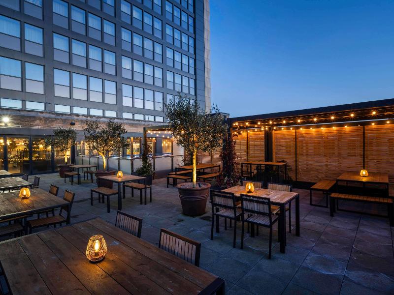 Mercure Newport image