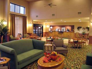 Lobby
 di Hampton Inn & Suites Kalamazoo-Oshtemo