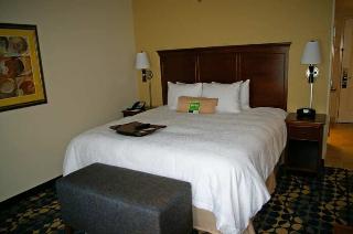 Room
 di Hampton Inn & Suites Huntersville