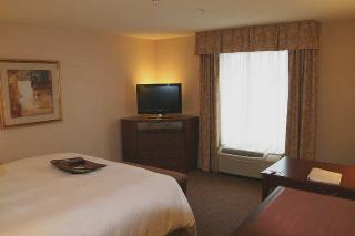 Room
 di Hampton Inn & Suites West Bend