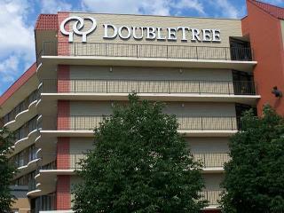 General view
 di DoubleTree Suites by Hilton Hotel Omaha