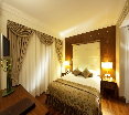 Room
 di Side Star Elegance