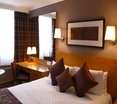 Room
 di Menzies Strathmore Luton