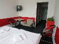 Room
 di Slavia