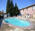Pool
 di Comfort Inn Fresno