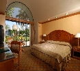 Room
 di The Oasis