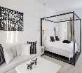 Room
 di K' Group