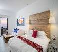 Room
 di K' Group