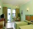 Room
 di Falcon Hills