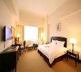 Room
 di Pacific Regency Hotel Suites