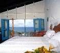 Room
 di Half Moon Blue