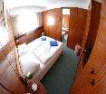 Room
 di Botel Racek