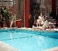 Pool
 di Quality Hotel Vancouver