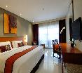 Single Deluxe Pool View rooms
