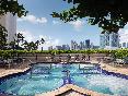Pool
 di Doubletree by Hilton Grand Biscayne Bay