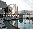 Pool
 di Mondrian South Beach