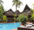 Pool
 di Angkoriana