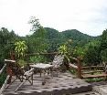 Terrace
 di Bamboo Country Lodge Chiang Mai