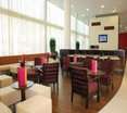 Bar
 di Courtyard By Marriott Gatwick