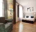 Room
 di MH Apartments Opera Rambla