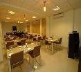 Restaurant
 di Clarks Inn Nehru Place