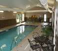 Pool
 di Hampton Inn Lansing 