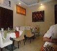 Restaurant
 di Clarks Inn Kailash Colony