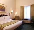 Room
 di Fairfield Inn & Suites Lake Charles