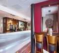 Bar
 di Premier Inn Gatwick Manor Royal