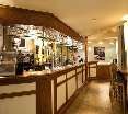 Bar
 di Premier Inn London Gatwick (A23 Airport Way)