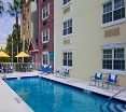 Pool
 di Towne Place Suites Miami Airport West/ Doral