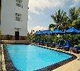 Pool
 di St. Lachlan Hotel & Suites