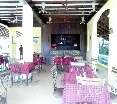 Bar
 di Riverside Regency Resort