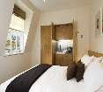 Room
 di The Nadler Kensington