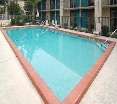 Pool
 di Quality Inn Orlando Airport