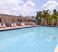 Pool
 di Days Inn Miami Airport North
