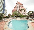 Pool
 di Apartments at The Alexander