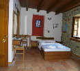 Room
 di O Gerolimenas