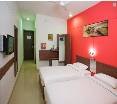 Room
 di Ginger Mangalore