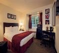 Room
 di Jacksonville Plaza Hotel & Suites