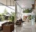 Lobby
 di The Ritz Hotel at Garden Oases