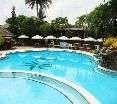 Pool
 di The Ritz Hotel at Garden Oases